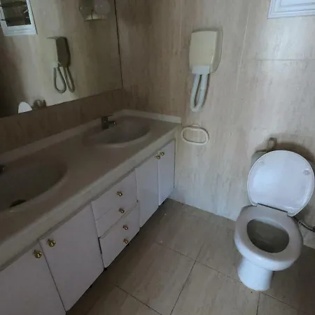 Cosy Well Located Tenerife Lejlighed